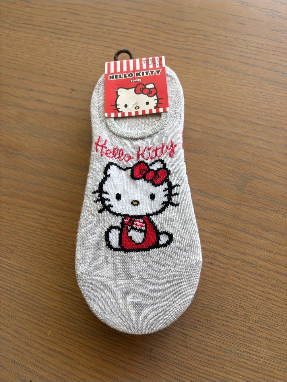 HELLO KITTY WOMENS 5 PACK SOCKS NWT